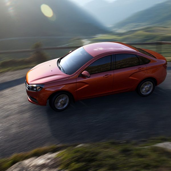 1446813232 vesta sedan 2 600x600