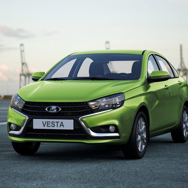 1446813235 vesta sedan 5 600x600