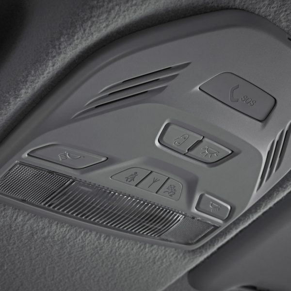 1447323757 lada vesta lime interior 050 600x600