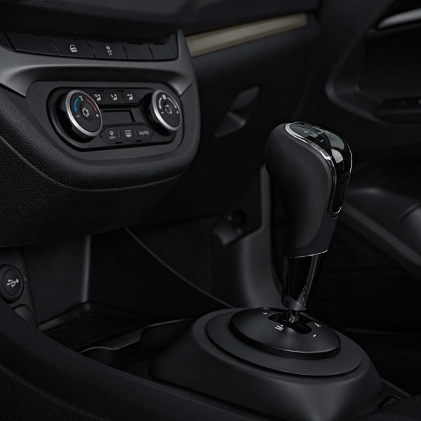 1447323758 lada vesta lime interior 059 600x600