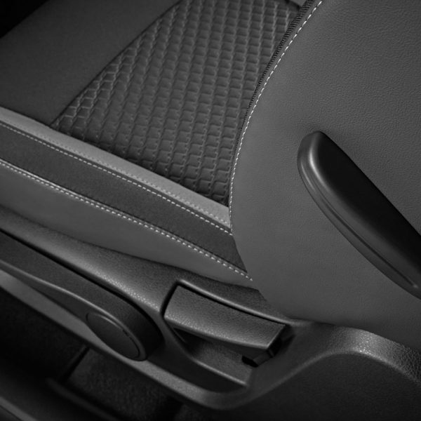 1447323871 lada vesta lime interior 067 600x600